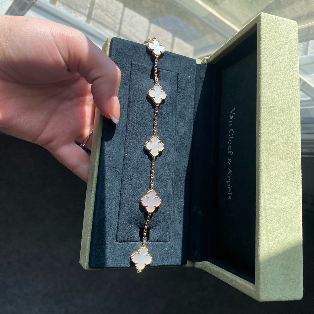 Van Cleef & Arpels Mother of Pearl Alhambra Bracelet - Picture 9 of 15